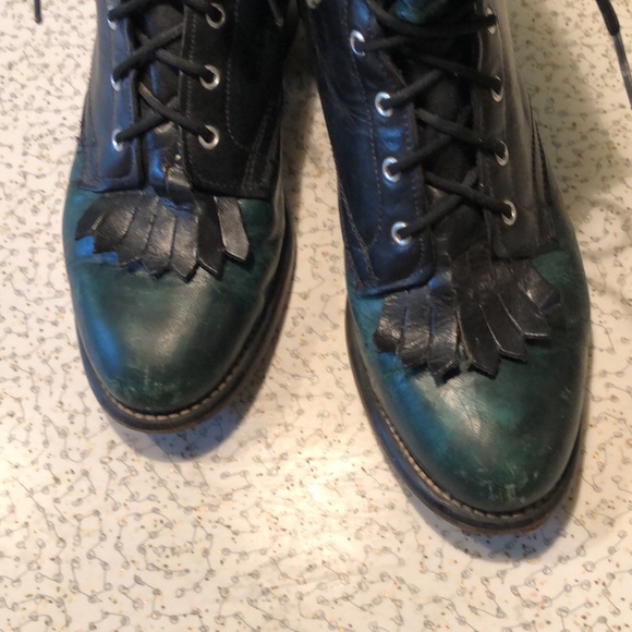Vintage black and emerald green leather boots. Size 6.5. - Picture 2 of 9